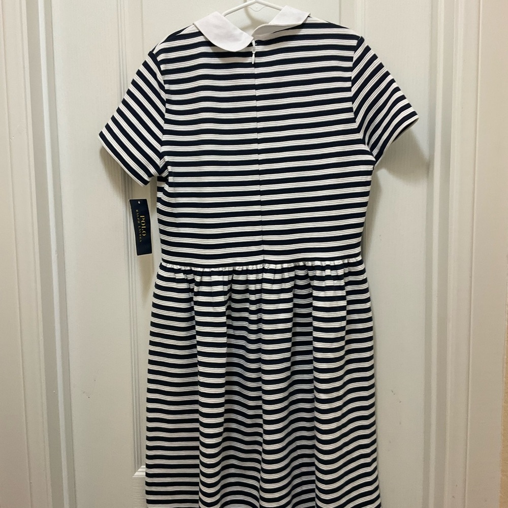 Dress - Picture 2 of 4